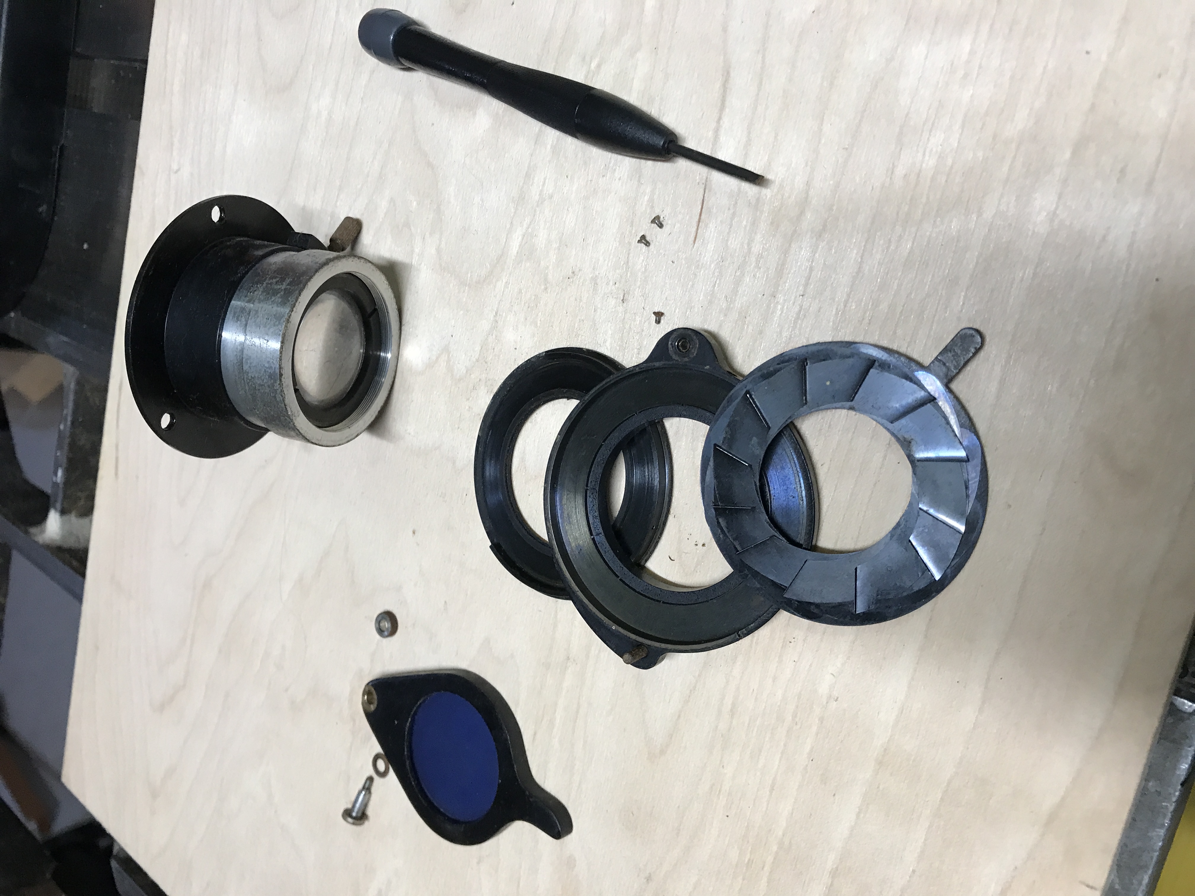 The microscope diaphragm disassembled